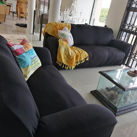 Jojo'S Bnb Mossel Bay Exterior photo